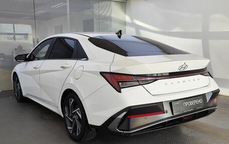 Hyundai Elantra, 2023 год, 2 205 000 рублей, 8 фотография