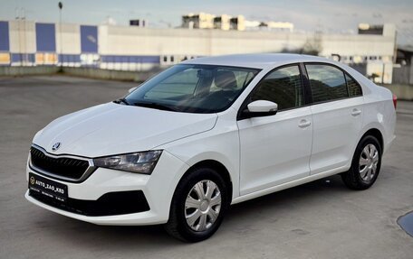Skoda Rapid II, 2021 год, 910 000 рублей, 3 фотография
