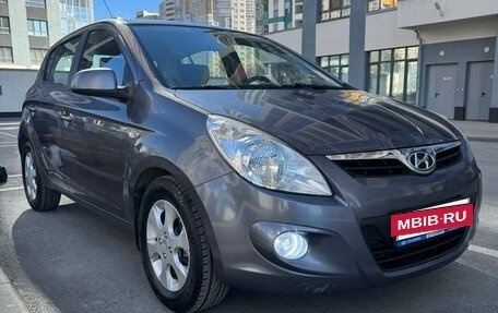 Hyundai i20 IB рестайлинг, 2010 год, 520 000 рублей, 2 фотография