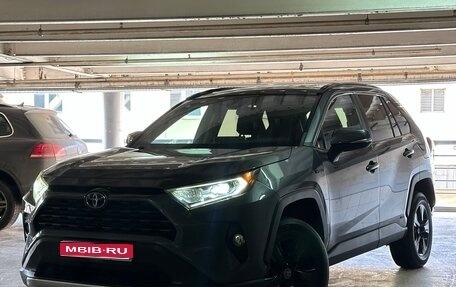 Toyota RAV4, 2020 год, 3 400 000 рублей, 1 фотография