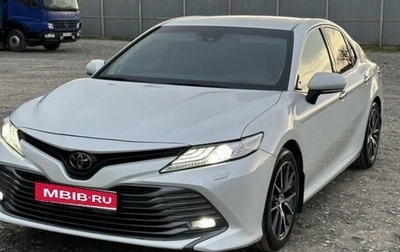 Toyota Camry, 2018 год, 2 600 000 рублей, 1 фотография