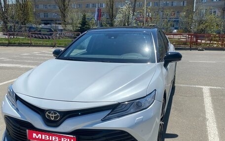 Toyota Camry, 2020 год, 2 900 000 рублей, 1 фотография