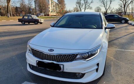 KIA Optima IV, 2017 год, 2 300 000 рублей, 3 фотография