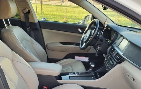 KIA Optima IV, 2017 год, 2 300 000 рублей, 10 фотография