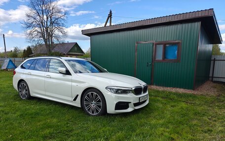 BMW 5 серия, 2018 год, 3 630 000 рублей, 3 фотография