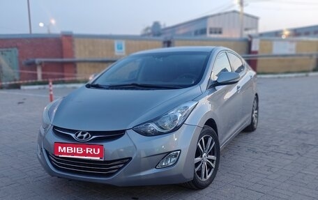 Hyundai Elantra V, 2011 год, 980 000 рублей, 4 фотография
