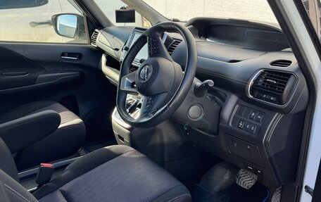 Nissan Serena IV, 2018 год, 2 550 000 рублей, 12 фотография