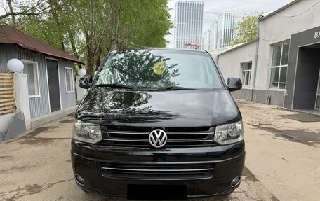 Volkswagen Multivan T5, 2011 год, 2 195 000 рублей, 3 фотография