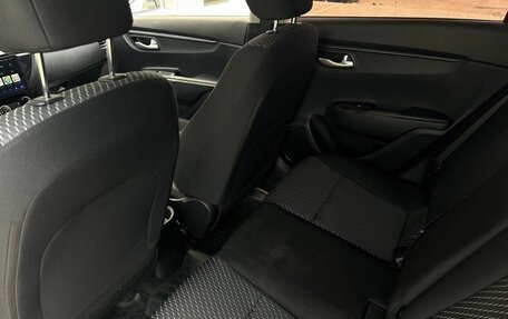 KIA Rio IV, 2018 год, 1 690 000 рублей, 16 фотография