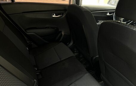 KIA Rio IV, 2018 год, 1 690 000 рублей, 21 фотография