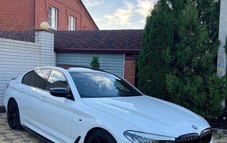 BMW 5 серия, 2019 год, 3 550 000 рублей, 2 фотография