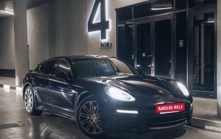 Porsche Panamera II рестайлинг, 2015 год, 2 425 000 рублей, 16 фотография