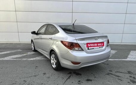 Hyundai Solaris II рестайлинг, 2011 год, 760 000 рублей, 9 фотография