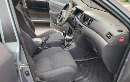 Toyota Corolla, 2003 год, 550 000 рублей, 17 фотография