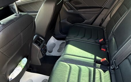 Volkswagen Tiguan II, 2021 год, 4 800 000 рублей, 14 фотография