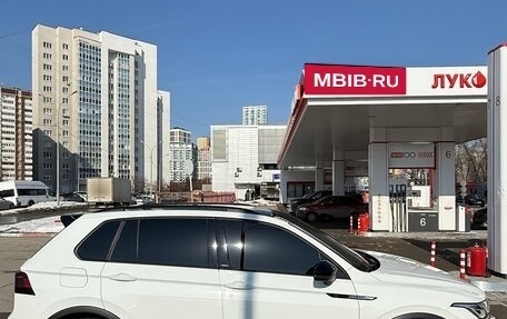 Volkswagen Tiguan II, 2021 год, 4 800 000 рублей, 7 фотография