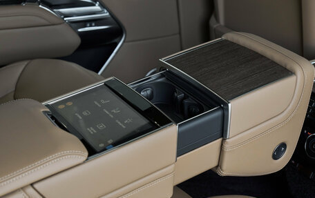 Land Rover Range Rover IV рестайлинг, 2026 год, 27 500 000 рублей, 21 фотография