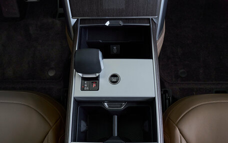 Land Rover Range Rover IV рестайлинг, 2026 год, 27 500 000 рублей, 17 фотография