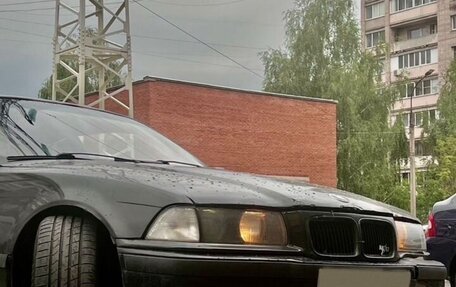 BMW 3 серия, 1994 год, 450 000 рублей, 11 фотография