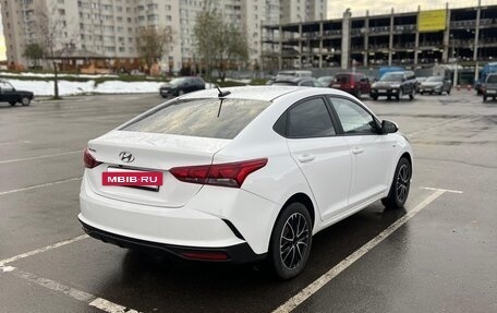 Hyundai Solaris II рестайлинг, 2022 год, 1 450 000 рублей, 4 фотография