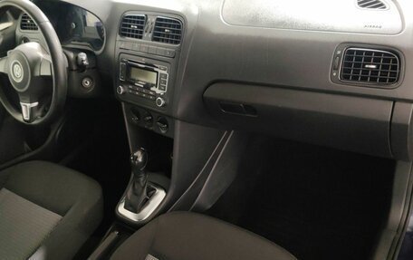 Volkswagen Polo VI (EU Market), 2011 год, 750 000 рублей, 13 фотография