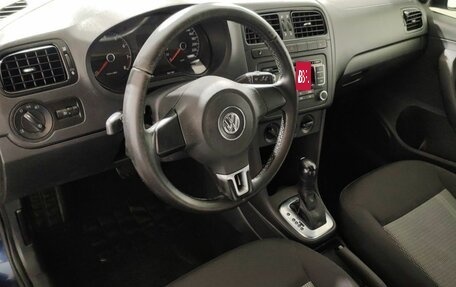 Volkswagen Polo VI (EU Market), 2011 год, 750 000 рублей, 12 фотография