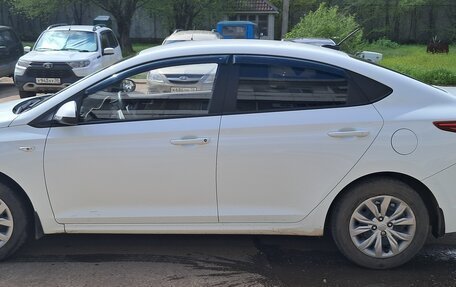 Hyundai Solaris II рестайлинг, 2020 год, 1 400 000 рублей, 3 фотография