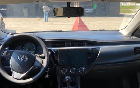 Toyota Corolla, 2014 год, 890 000 рублей, 9 фотография