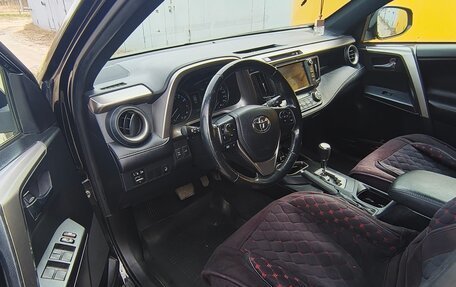 Toyota RAV4, 2019 год, 2 999 999 рублей, 12 фотография