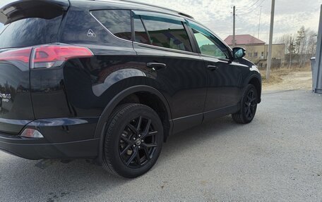 Toyota RAV4, 2019 год, 2 999 999 рублей, 14 фотография