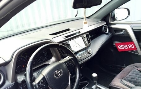 Toyota RAV4, 2019 год, 2 999 999 рублей, 17 фотография