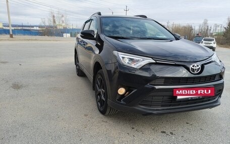 Toyota RAV4, 2019 год, 2 999 999 рублей, 15 фотография