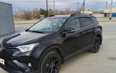 Toyota RAV4, 2019 год, 2 999 999 рублей, 24 фотография