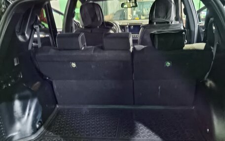 Toyota RAV4, 2019 год, 2 999 999 рублей, 26 фотография