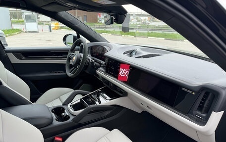 Porsche Cayenne III, 2026 год, 26 790 000 рублей, 6 фотография