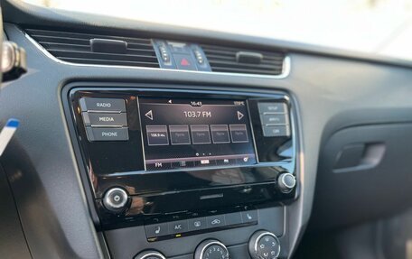 Skoda Octavia, 2017 год, 1 390 000 рублей, 12 фотография