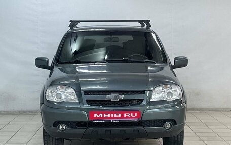Chevrolet Niva I рестайлинг, 2017 год, 900 000 рублей, 3 фотография