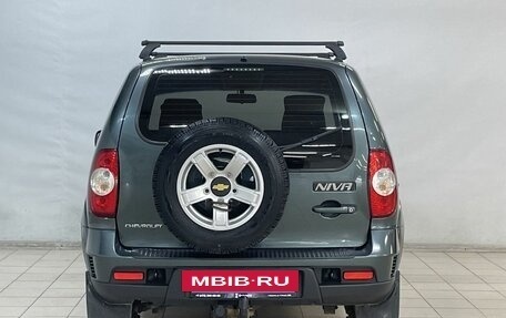 Chevrolet Niva I рестайлинг, 2017 год, 900 000 рублей, 6 фотография