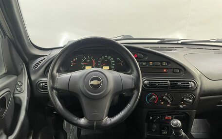 Chevrolet Niva I рестайлинг, 2017 год, 900 000 рублей, 19 фотография