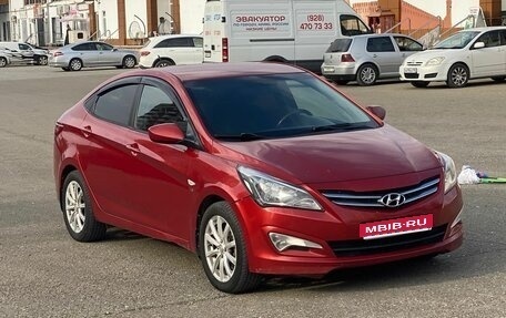 Hyundai Solaris II рестайлинг, 2015 год, 1 000 000 рублей, 1 фотография