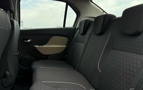Renault Logan II, 2018 год, 1 050 000 рублей, 16 фотография
