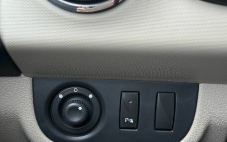 Renault Logan II, 2018 год, 1 050 000 рублей, 24 фотография