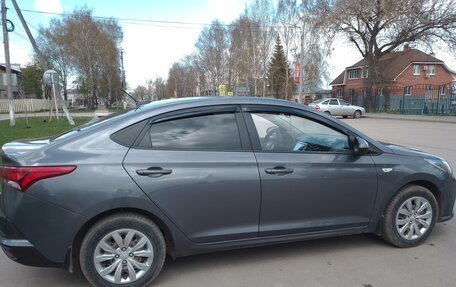 Hyundai Solaris II рестайлинг, 2021 год, 1 550 000 рублей, 10 фотография