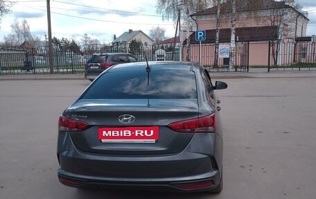 Hyundai Solaris II рестайлинг, 2021 год, 1 550 000 рублей, 7 фотография