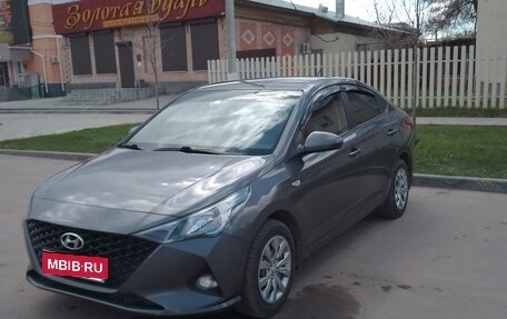 Hyundai Solaris II рестайлинг, 2021 год, 1 550 000 рублей, 9 фотография