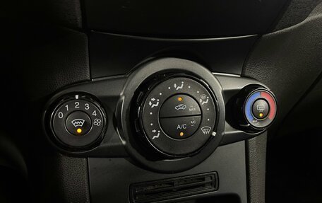 Ford Fiesta, 2015 год, 779 000 рублей, 18 фотография