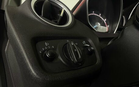 Ford Fiesta, 2015 год, 779 000 рублей, 21 фотография