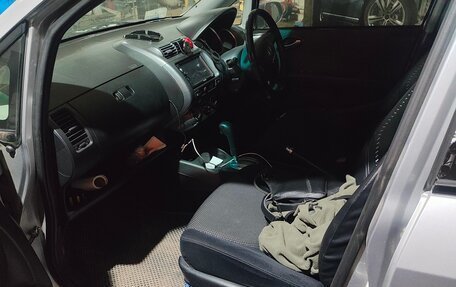 Honda Fit III, 2003 год, 380 000 рублей, 5 фотография