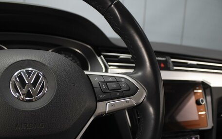Volkswagen Passat B8 рестайлинг, 2020 год, 2 880 000 рублей, 17 фотография