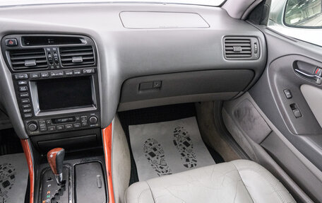 Lexus GS II рестайлинг, 2001 год, 849 000 рублей, 12 фотография
